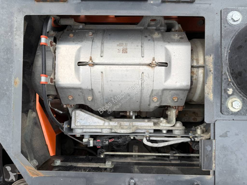 جرافة Hitachi - Hammer Lines / Automatic Greasing