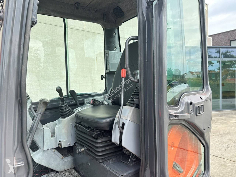 Skovel Kubota