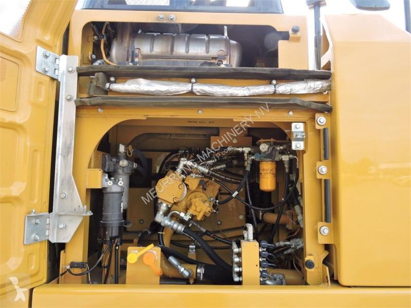 Pelle Caterpillar 330 F