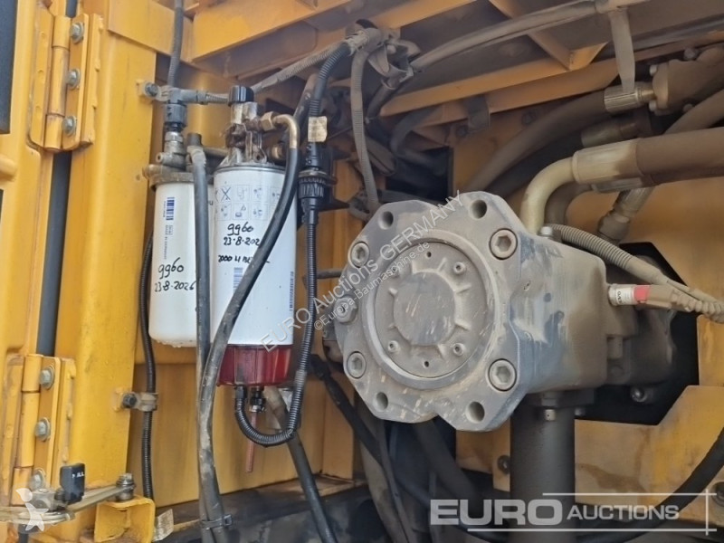 Pelle Volvo EC380EL