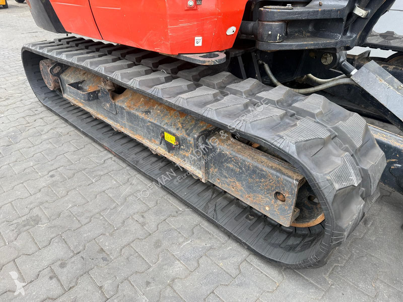 جرافة Kubota KX085-5