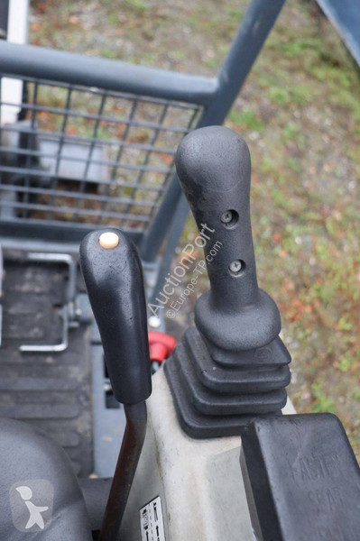 Багер Bobcat