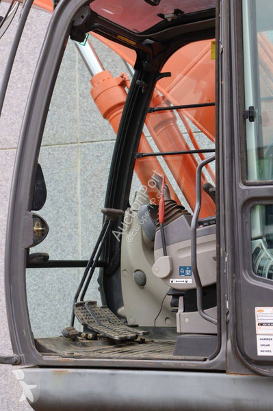 Pelle Hitachi