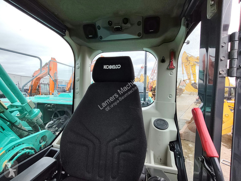 جرافة Kobelco SK350 NLC-9 .