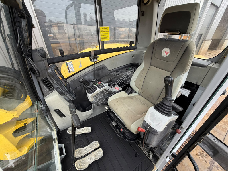 جرافة Wacker Neuson