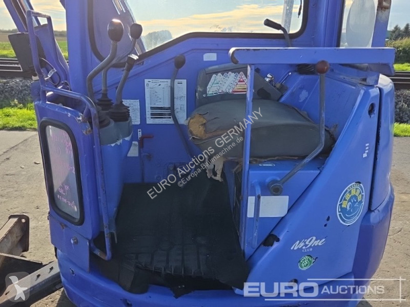 Excavator Komatsu PC28UU-2