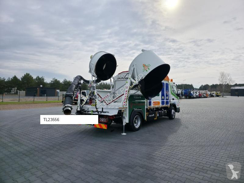 Camion Mitsubishi CANTER odkurzacz koparka...