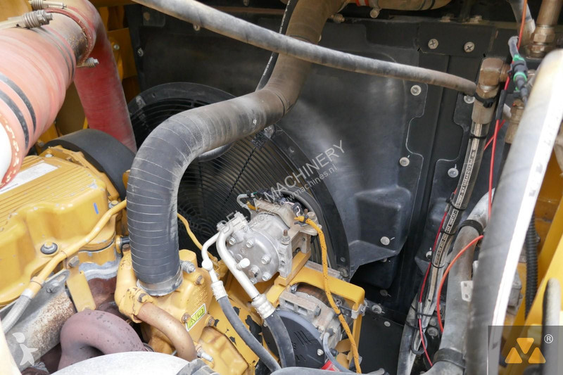 Graafmachine Caterpillar 390F LME