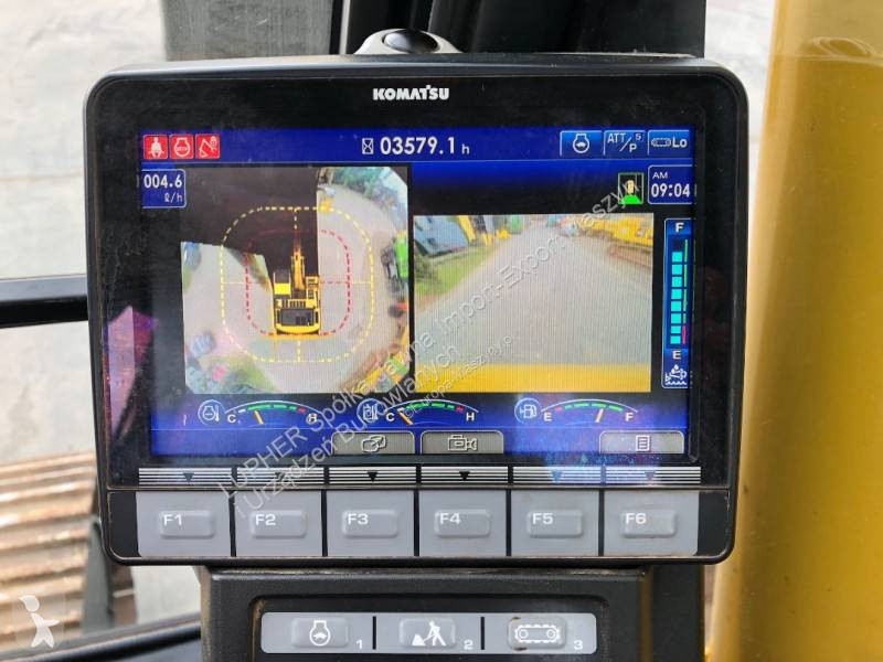 Excavator Komatsu PC210LC-11