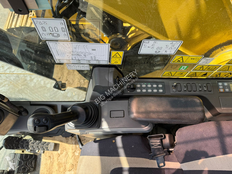Excavator Caterpillar 325F LCR - 3 buckets