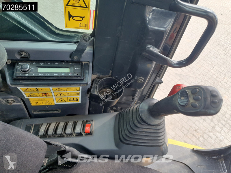 Excavator Komatsu PW118 MR -11