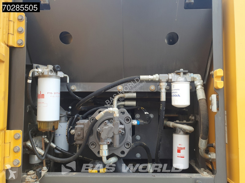 Graafmachine Volvo C220  Select