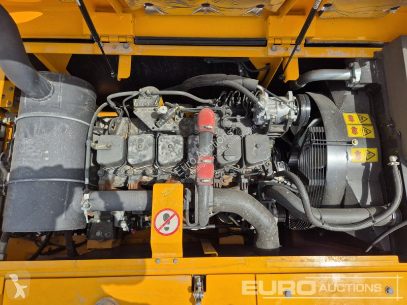 Escavatore JCB JS215LC