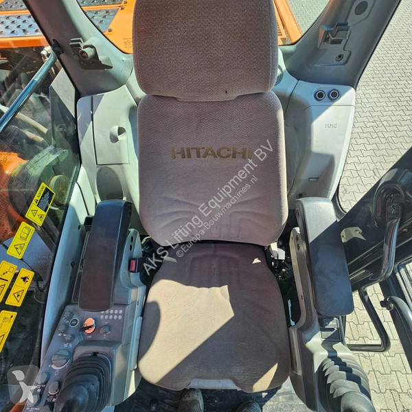 Excavadora Hitachi -5 with scrap shear Labounty...