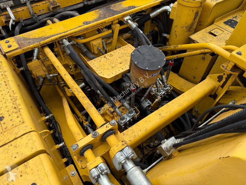 Lopatový nakládač Komatsu PC700LC-11 -...