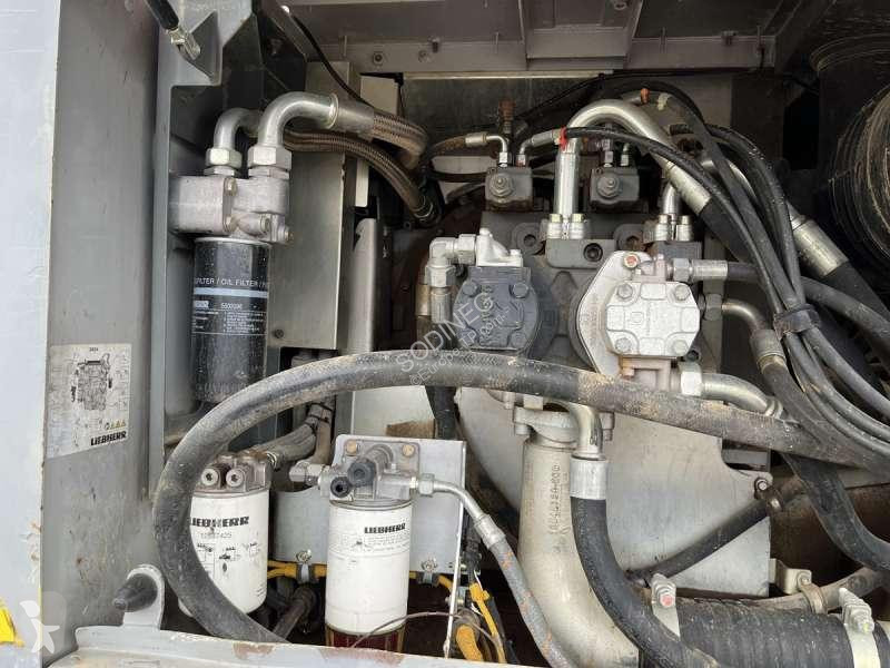 Escavadora Liebherr