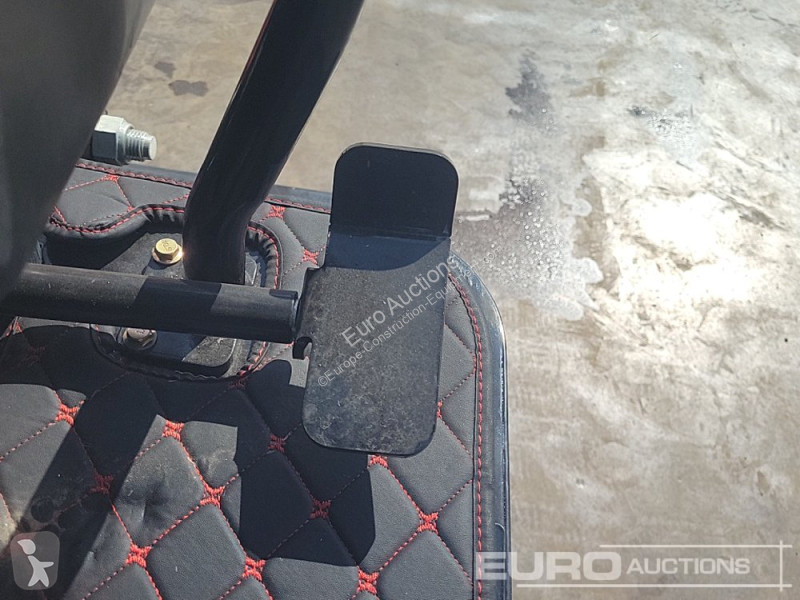 Escavatore JPC HT12