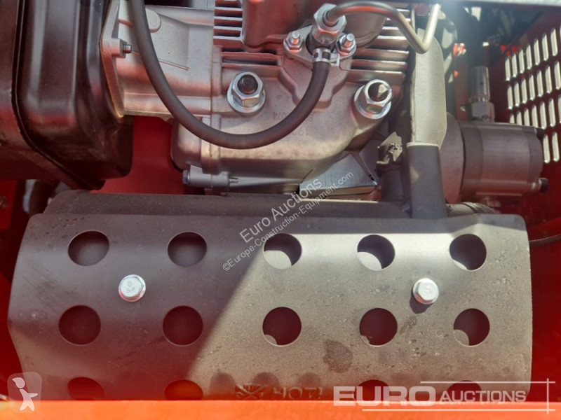 Escavadora JPC HT12