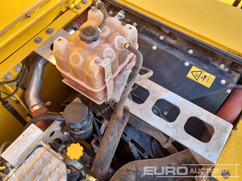 جرافة JCB 220X LC