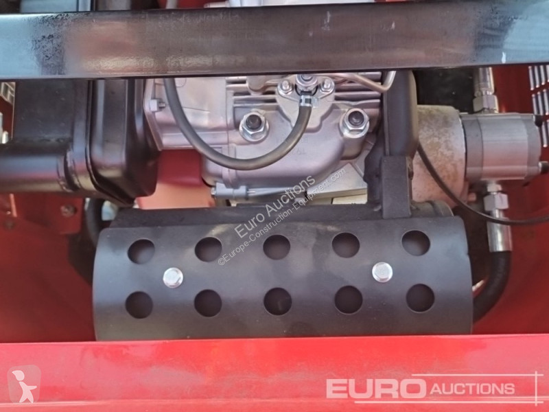Escavadora JPC HT12