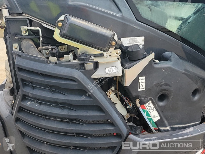 Lopatový nakládač Bobcat E27Z