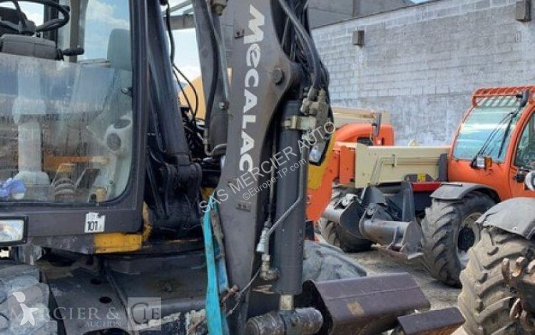 جرافة Mecalac pelle sur pneus diesel