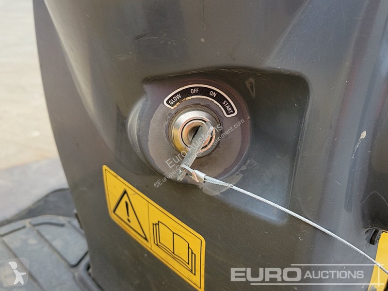 Escavatore Yanmar SV08-1A (S)