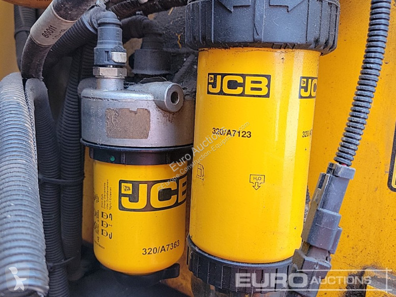 جرافة JCB JS131LC