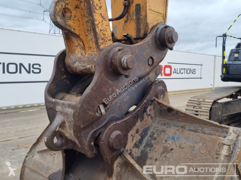Escavadora Case CX370D