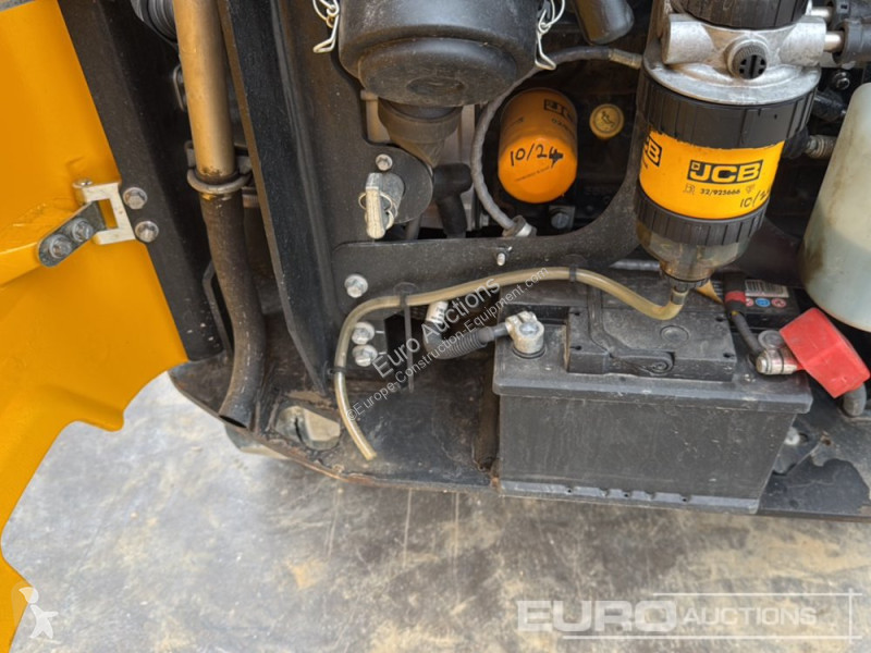جرافة JCB 16C-1