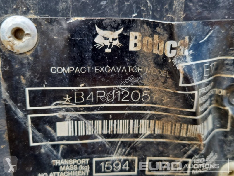 Lopatový nakládač Bobcat E17