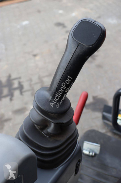 Escavadora Hitachi ZX19U-6 YR