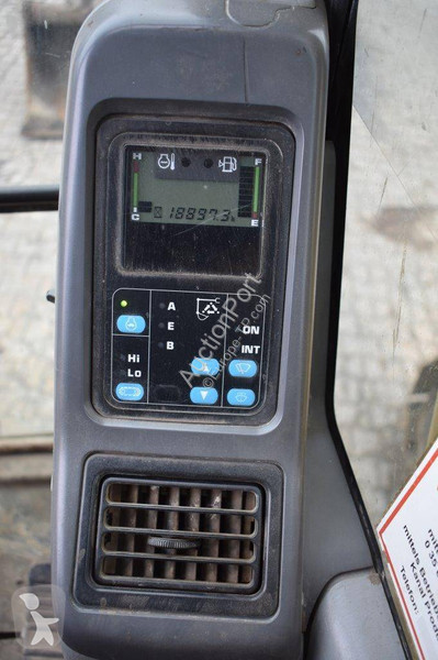 Excavator Komatsu PC288US-3
