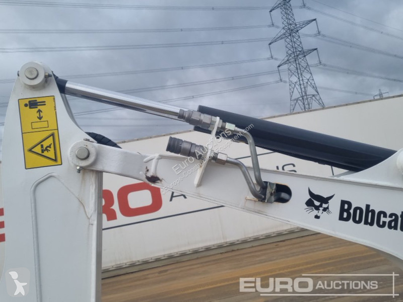 Lopatový nakládač Bobcat E19