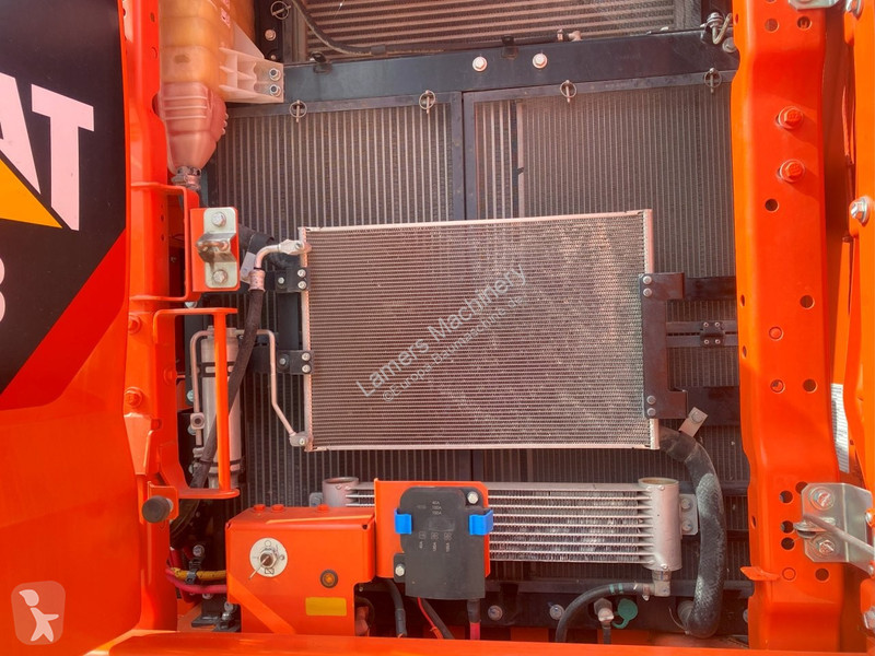 Escavadora Caterpillar 323 Next Gen NVT