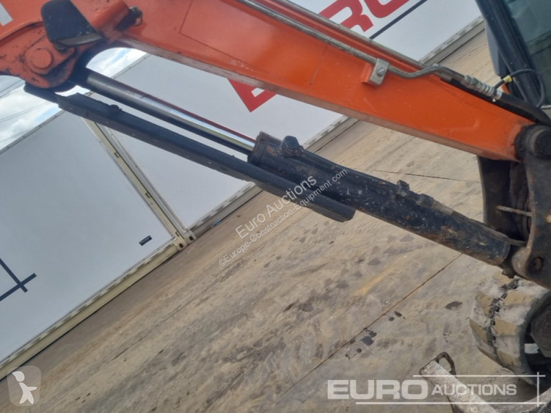 Excavadora Hitachi ZX26U-5A CLR