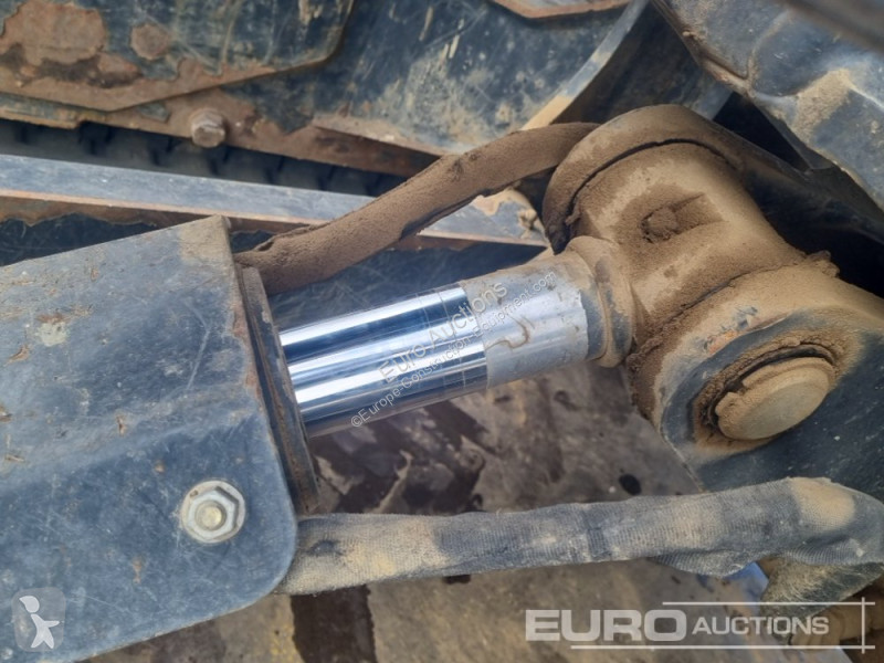 Escavadora Bobcat