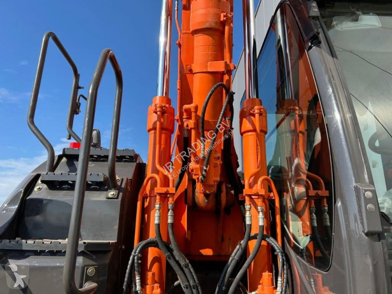 Escavatore Hitachi 140 W-5B
