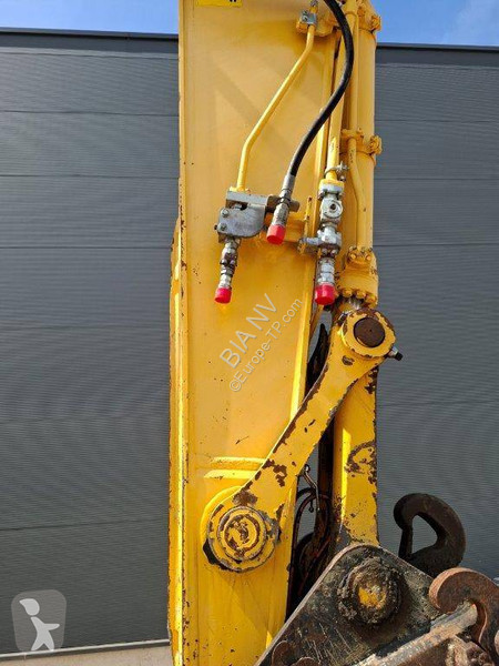 Escavadora Komatsu