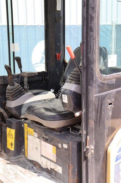 Graafmachine Komatsu PC18MR