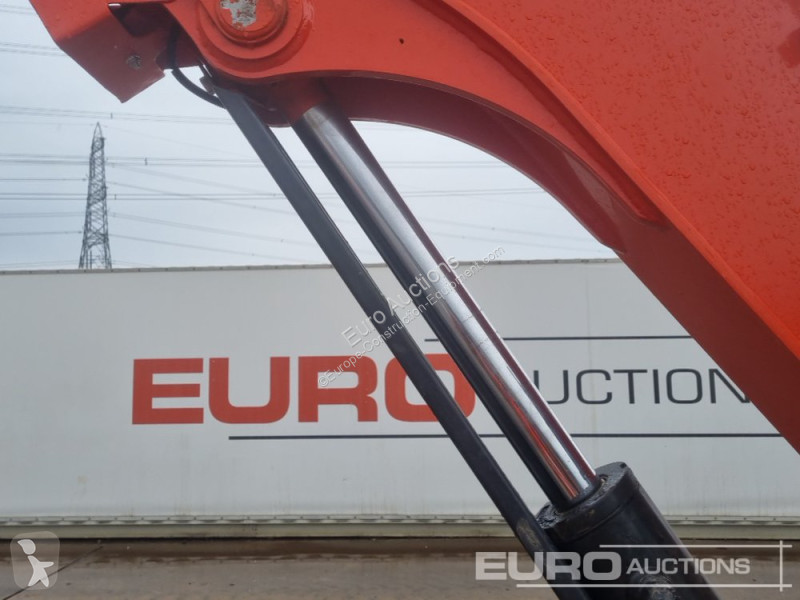 Lopatový nakládač Kubota KX163-5