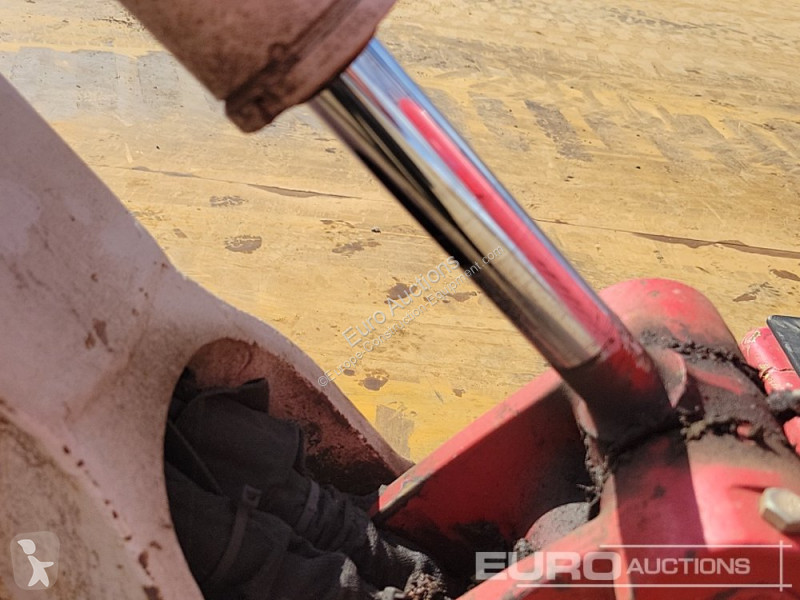Graafmachine Takeuchi TB210R
