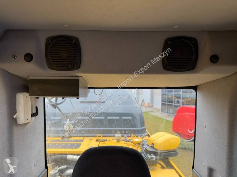 جرافة Komatsu PC360LC-11E0