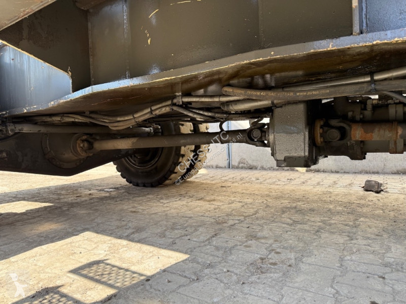 جرافة Sennebogen - 825 - 835