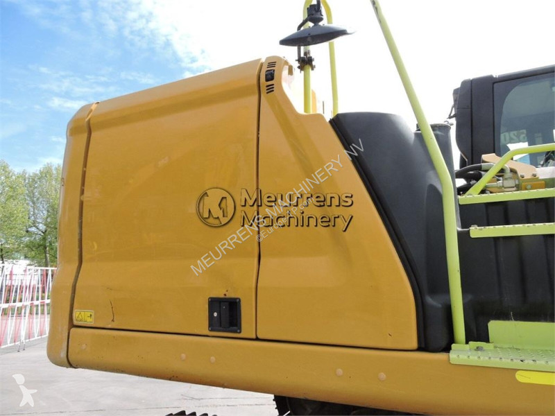 جرافة Caterpillar