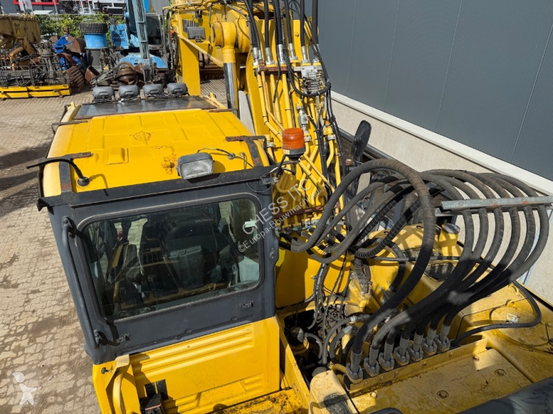 جرافة Komatsu 220-7 - 220 - 200 -