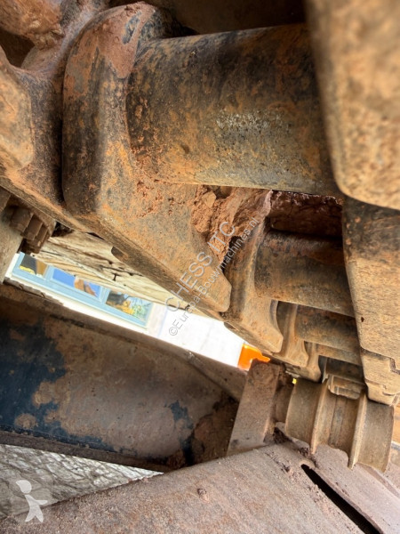 Escavatore Caterpillar L
