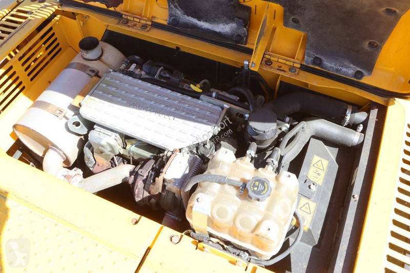 Rýpadlo JCB T4i