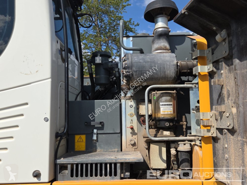 جرافة Liebherr A918