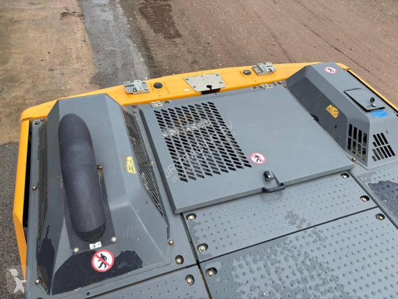 Excavadora Liebherr R930 LC